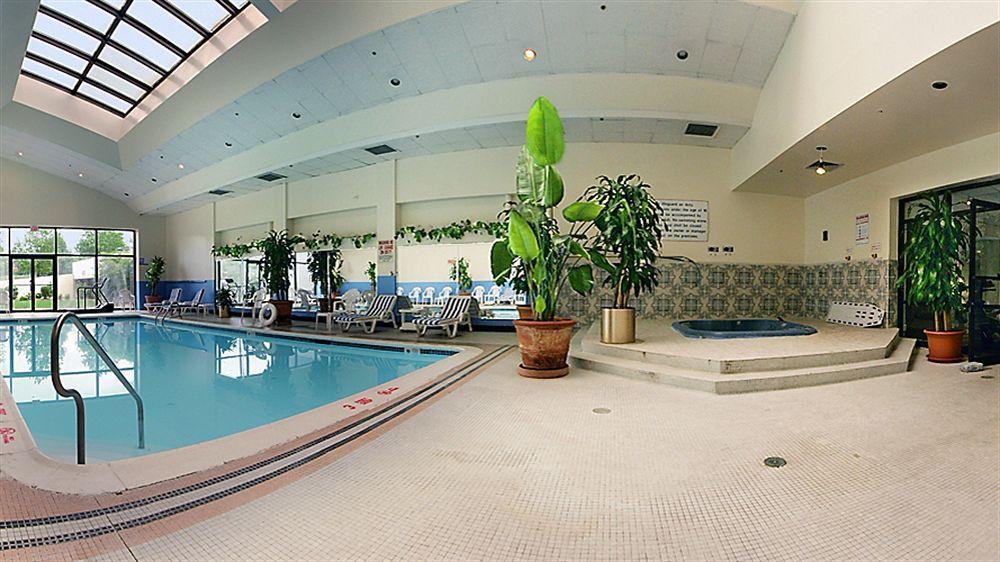 Doubletree By Hilton Fort Lee/George Washington Bridge Exterior photo