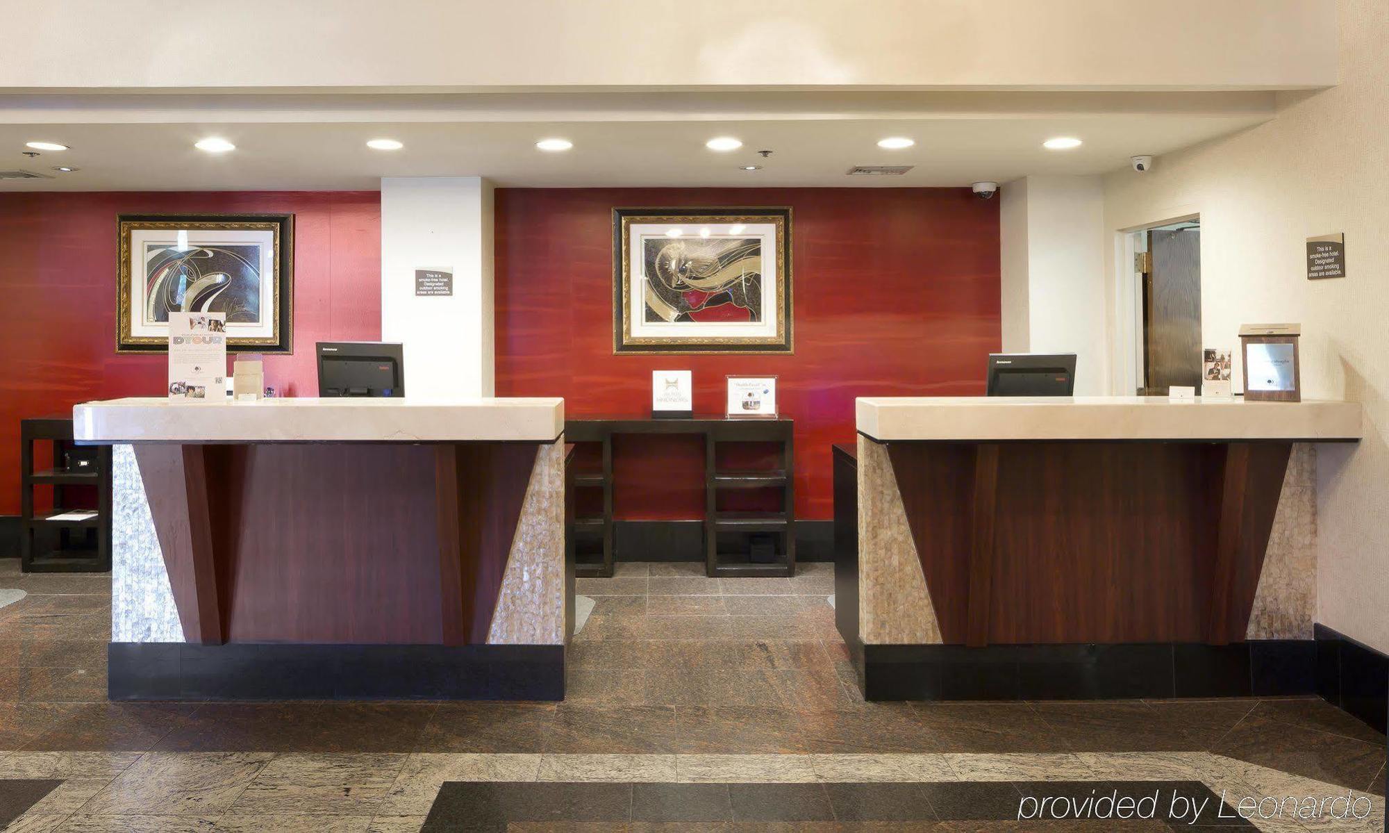 Doubletree By Hilton Fort Lee/George Washington Bridge Exterior photo